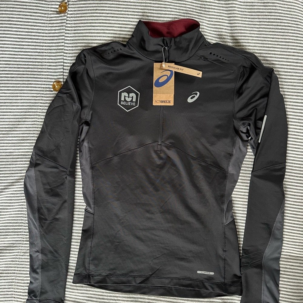 ASICS WINTER RUN 1/2 ZIP MID LAYER Men’s small
